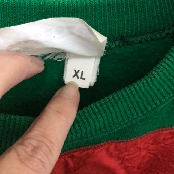 Ugly Christmas sweatshirt - Picture 4 of 5